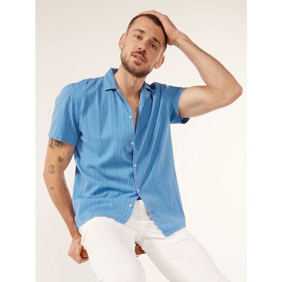 chubbies Other - NWT Chubbies The Biscuits and Navy Jacquard Sunday Shirt Size Small